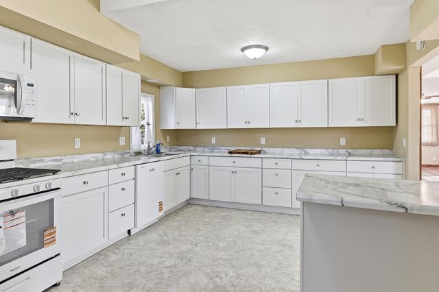 1620 S 9TH Street, Council Bluffs, IA 51501