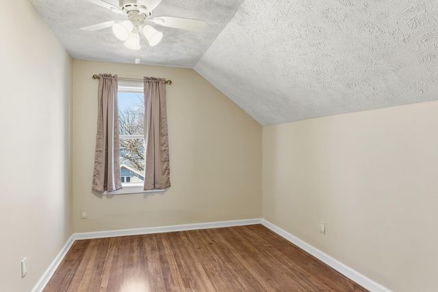 1620 S 9TH Street, Council Bluffs, IA 51501