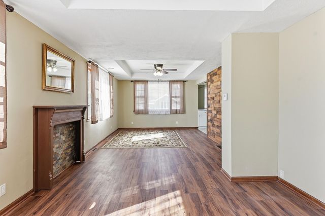 1620 S 9TH Street, Council Bluffs, IA 51501