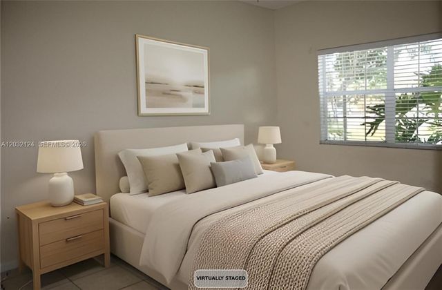 1701 NW 96th Terrace 1J, Pembroke Pines, FL 33024