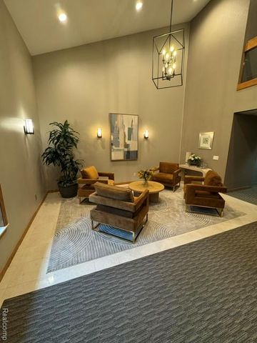 875 Greenview Court 62, Rochester Hills, MI 48307