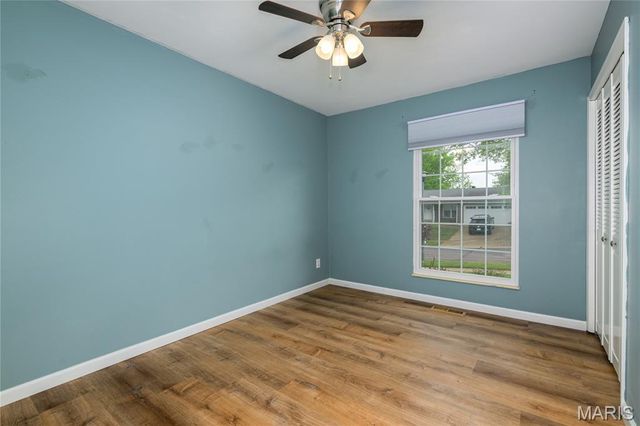5639 Chalet Manor Court, Oakville, MO 63129