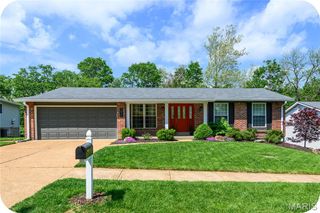 5639 Chalet Manor Court, Oakville, MO 63129