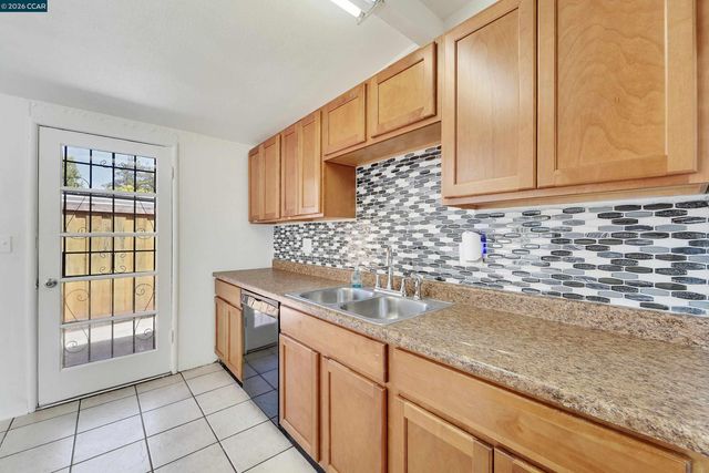 207 Los Altos Pl, American Canyon, CA 94503
