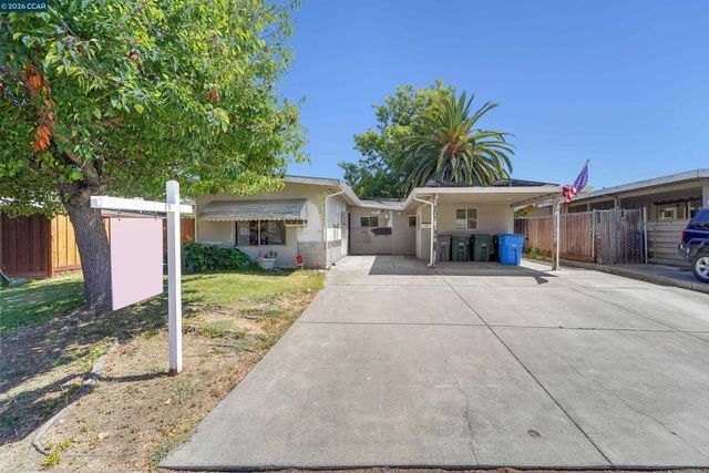 207 Los Altos Pl, American Canyon, CA 94503