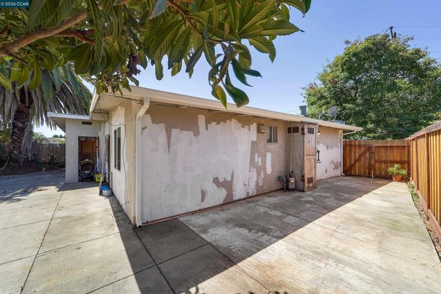 207 Los Altos Pl, American Canyon, CA 94503