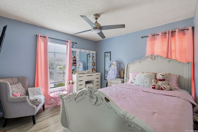 118 Redrock, San Antonio, TX 78213