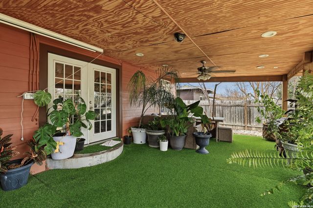 118 Redrock, San Antonio, TX 78213