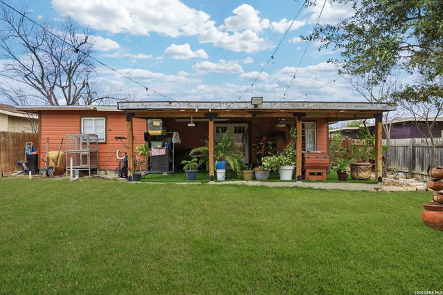 118 Redrock, San Antonio, TX 78213
