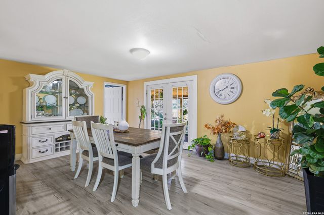 118 Redrock, San Antonio, TX 78213