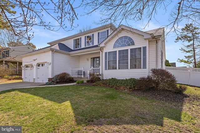 203 RIPTIDE AVENUE, Manahawkin, NJ 08050