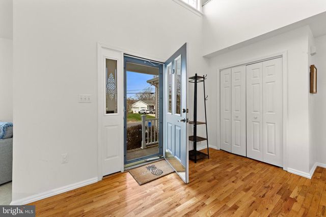 203 RIPTIDE AVENUE, Manahawkin, NJ 08050