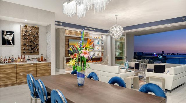 401 QUAY COMMONS 805, Sarasota, FL 34236