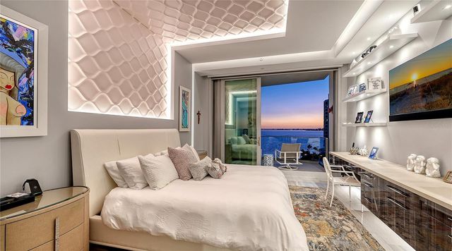 401 QUAY COMMONS 805, Sarasota, FL 34236