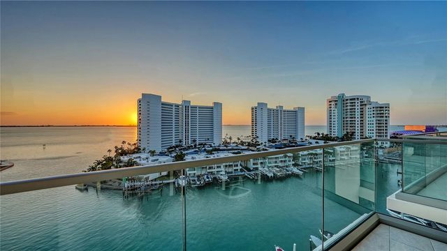 401 QUAY COMMONS 805, Sarasota, FL 34236