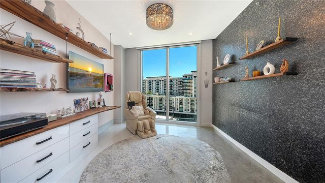 401 QUAY COMMONS 805, Sarasota, FL 34236