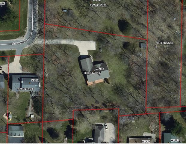 N5726 SUSAN STREET, Green Lake, WI 54941