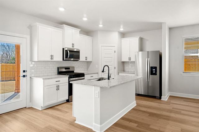 3100 Aidyn Court, Yukon, OK 73099