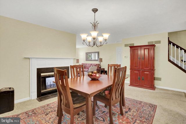 2015-B SOUTHPOINT DR, Hummelstown, PA 17036