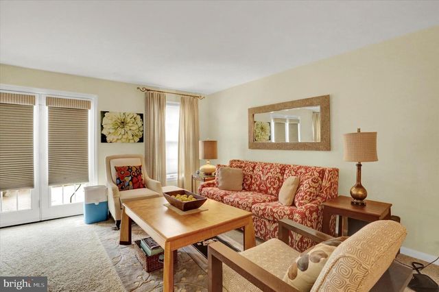 2015-B SOUTHPOINT DR, Hummelstown, PA 17036