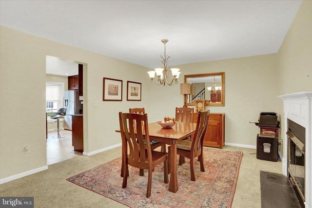 2015-B SOUTHPOINT DR, Hummelstown, PA 17036