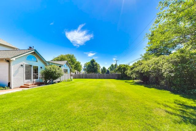 3912 Mallard Lane, Naperville, IL 60564
