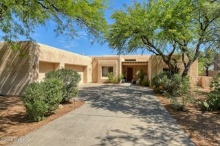 8865 E Honeybear Place, Tucson, AZ 85749
