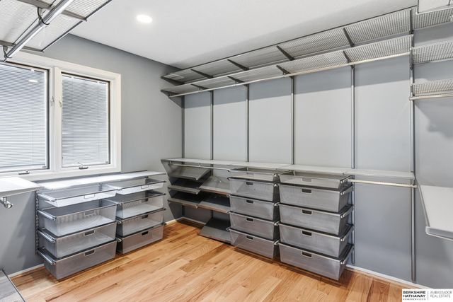 233 S 114th Street, Omaha, NE 68154