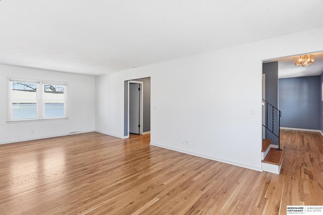 233 S 114th Street, Omaha, NE 68154