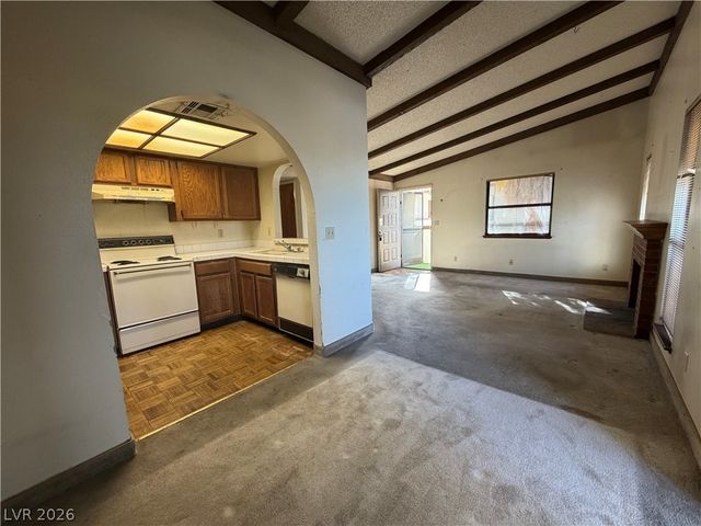 6121 West Oakey Boulevard D, Las Vegas, NV 89146