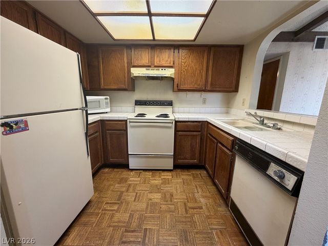 6121 West Oakey Boulevard D, Las Vegas, NV 89146