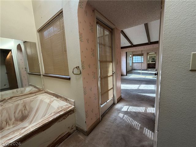 6121 West Oakey Boulevard D, Las Vegas, NV 89146