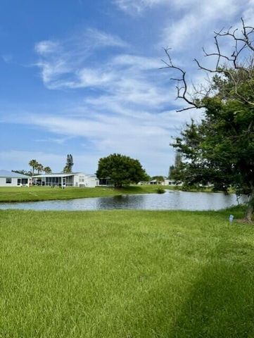 31 Grande Vista Way, Port St. Lucie, FL 34952
