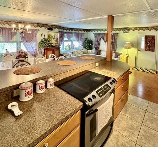 31 Grande Vista Way, Port St. Lucie, FL 34952