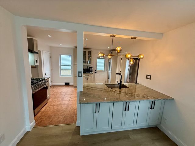 571 Winter Street, Woonsocket, RI 02895