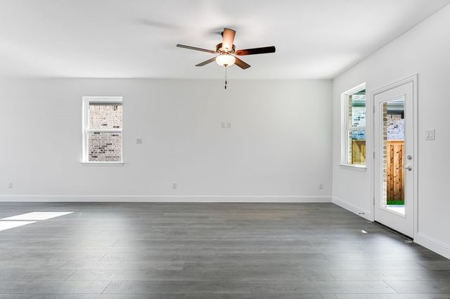 124 North Sky Drive, Celina, TX 75009