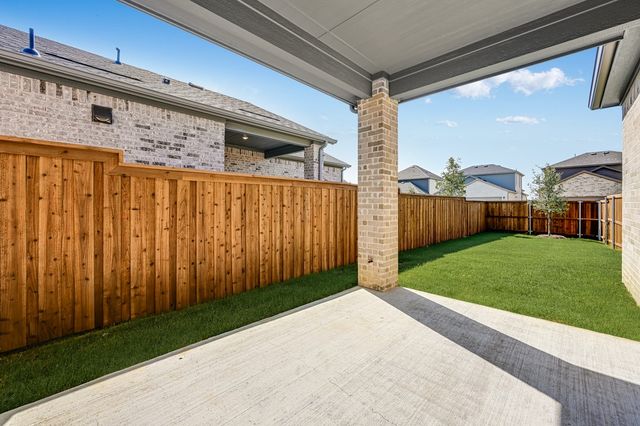 124 North Sky Drive, Celina, TX 75009