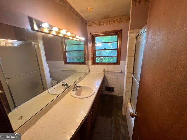 482 Cedar Lane SW, Conyers, GA 30094