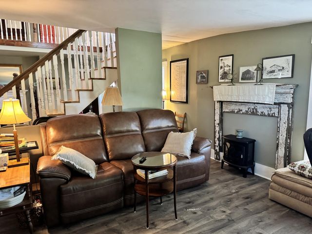 137 Wells Lane, Willisburg, KY 40078