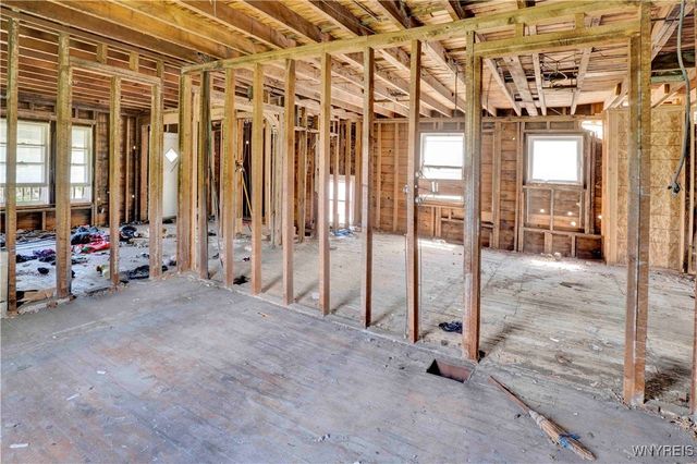 424 13th Street, Niagara Falls, NY 14303