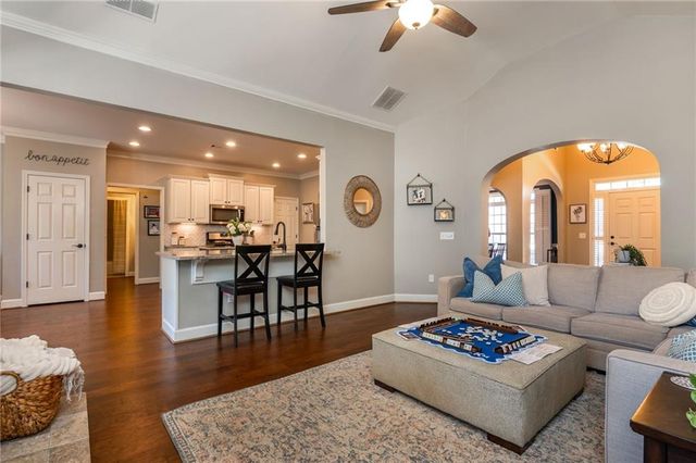 615 Mae Lane, Alpharetta, GA 30004
