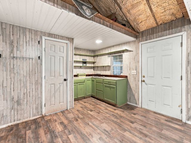 803 N State Street, Decatur, TX 76234