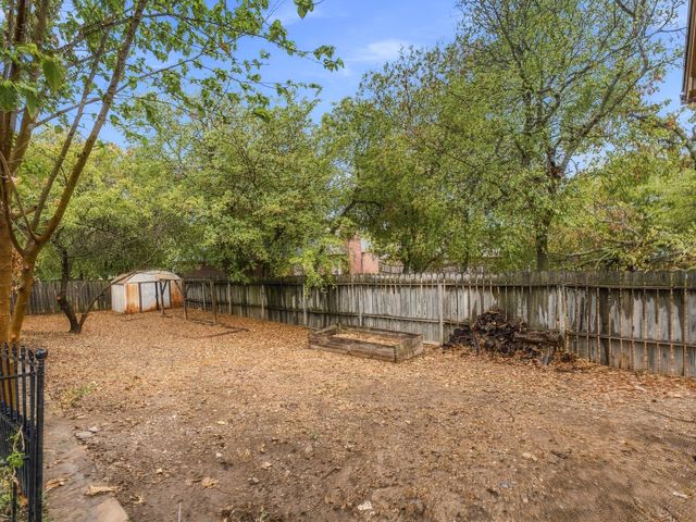 803 N State Street, Decatur, TX 76234