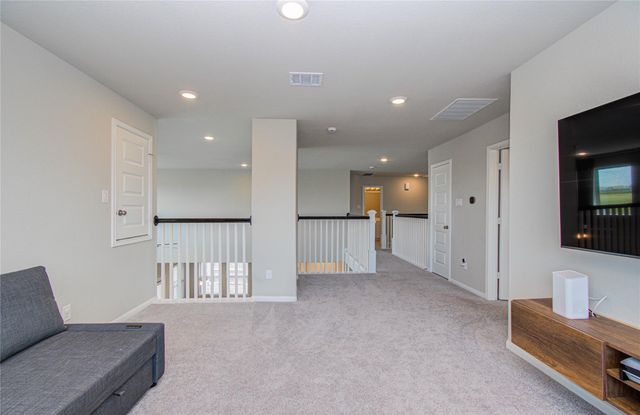 7406 Oakmont Avenue, Mont Belvieu, TX 77523