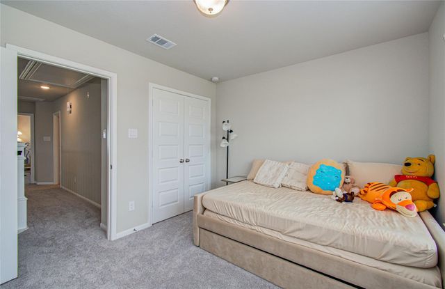 7406 Oakmont Avenue, Mont Belvieu, TX 77523