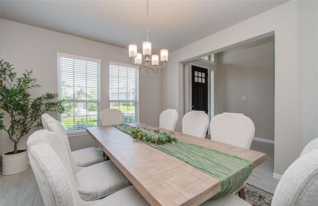 7406 Oakmont Avenue, Mont Belvieu, TX 77523