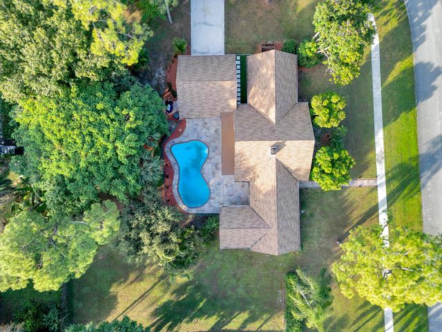 225 Sulky Way, Wellington, FL 33414