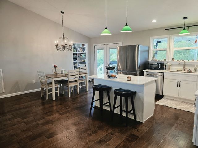 4 Lewis James Ln, Riddleton, TN 37151