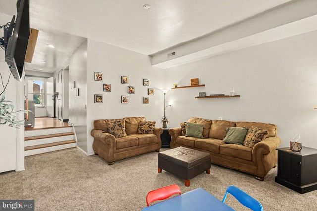 25 BEECHTREE LN, Mountville, PA 17554