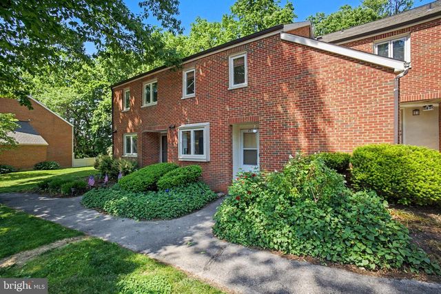 25 BEECHTREE LN, Mountville, PA 17554